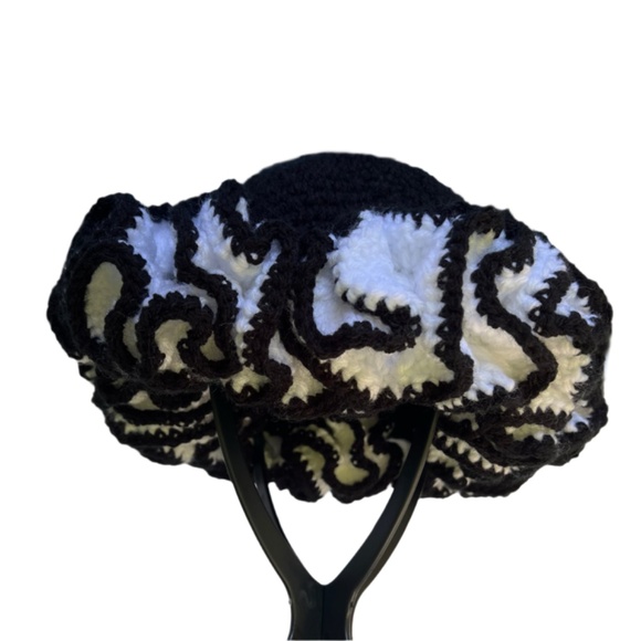 African Handmade Black & White Ruffle Hat - Picture 5 of 7
